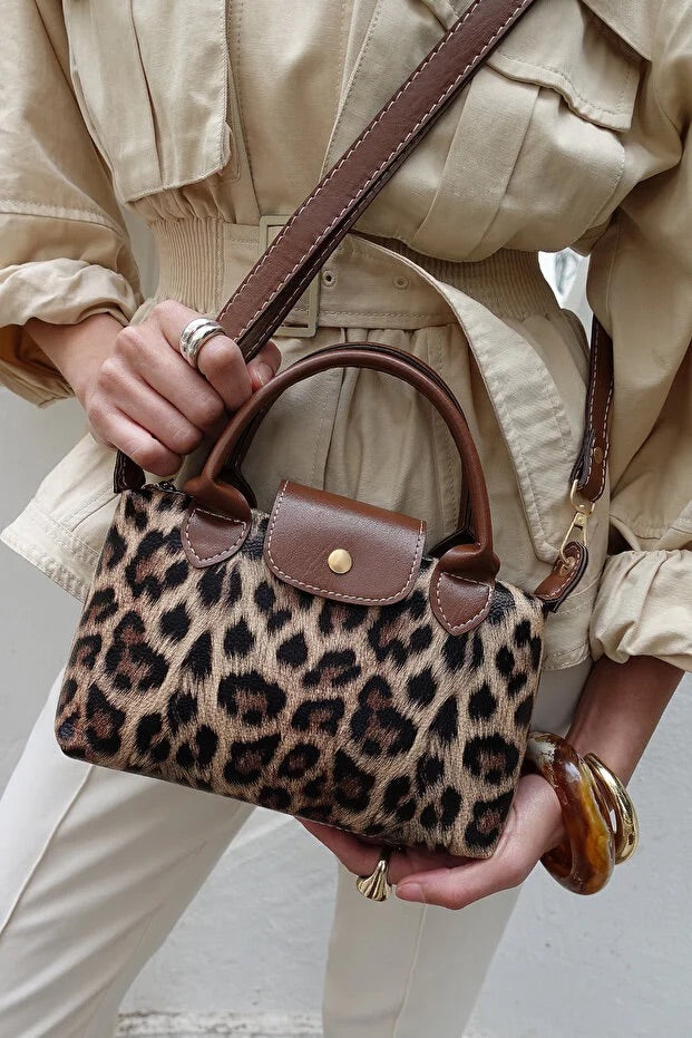 High Quality PU Leather Water Resistant Crossbody Bag for Women